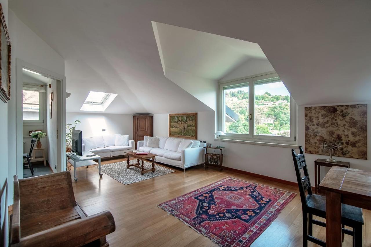 I D'A Charming Penthouse - Lake View- Como- House-130 Mt-2 Double Bedrooms And 2 Double Bathrooms A Spacious Living Room-Full Equipped Kitchen-Private Garden And Terrace-Private Covered Parking 外观 照片